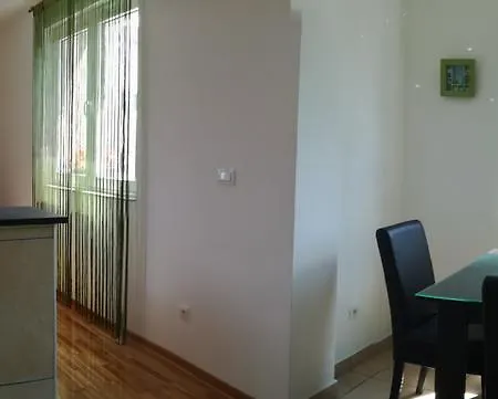 Shumice Apartman *